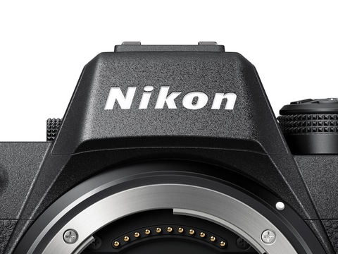 nikon_l.jpg