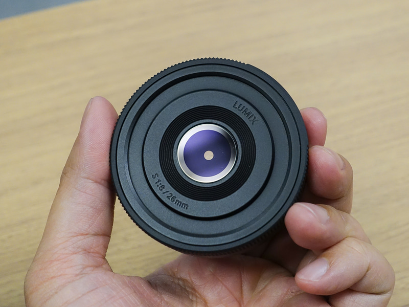 Panasonic LUMIX S 26mm F8 SR26 パンケーキ レンズ パナソニック