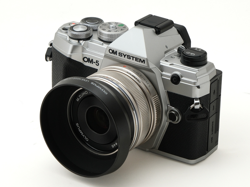 交換レンズレビュー：“小さくて軽い” 35mmAF単焦点レンズを一挙紹介