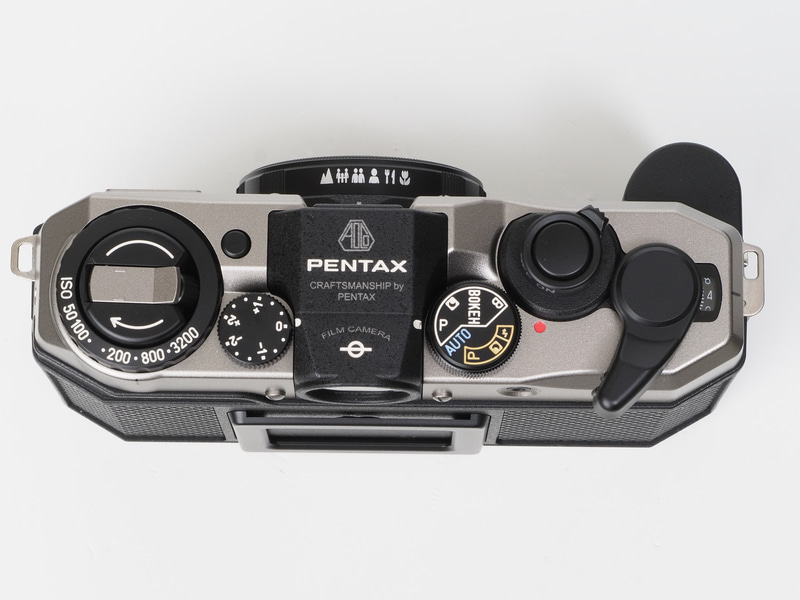 赤城耕一の「アカギカメラ」 第100回：フィルムなのに量で押せる