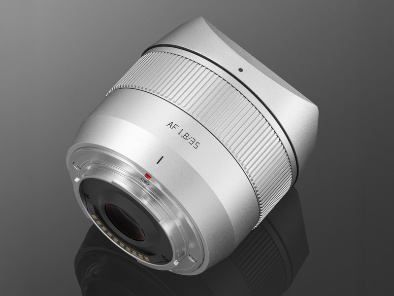 広角単焦点レンズ「TTArtisan AF 35mm f/1.8 II」にシルバーが追加