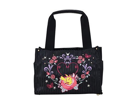 ポケモン」と「ANNA SUI」がコラボ！ 花かんむりをつけて頬をローズに