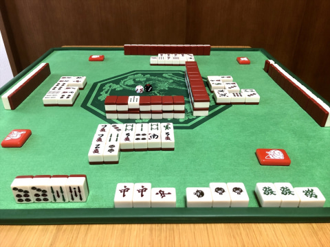 そろそろ麻雀を覚えたか、我が友よ！ 終末の雀卓へと進む、ある英雄