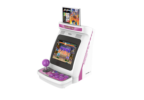 EGRETII mini」開封レポート！ モニターのタテ・ヨコ切替機能を搭載