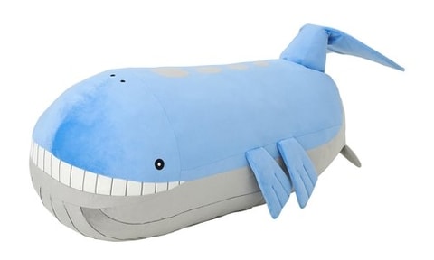 ポケモン」より、ホエルオーの巨大ぬいぐるみが登場！ 1/10スケール