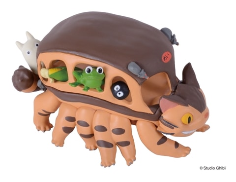 ネコバスの中にマックロクロスケや小トトロがぎっしり！ 積んで遊べる