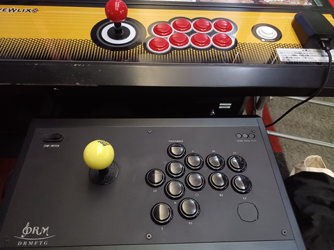 ジャンプボタン搭載アケコン「DRM JS」レビュー - GAME Watch