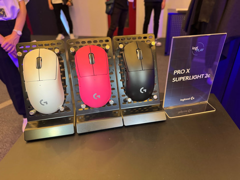 ロジクールG、コンパクトなゲーミングマウス「PRO X SUPERLIGHT 2c」を