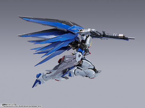 機動戦士ガンダムSEED」より「METAL BUILD フリーダムガンダム CONCEPT