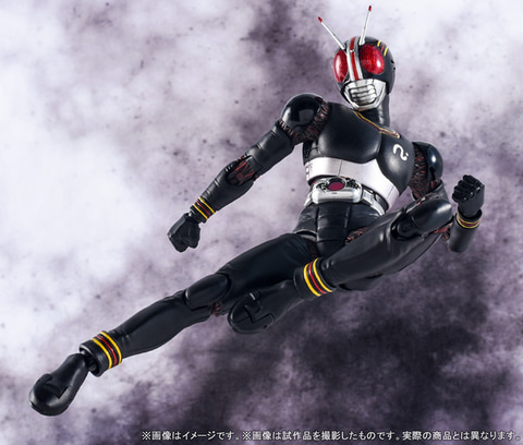 漆黒の仮面ライダー、真骨彫製法に降臨！ 「S.H.Figuarts（真骨彫製法