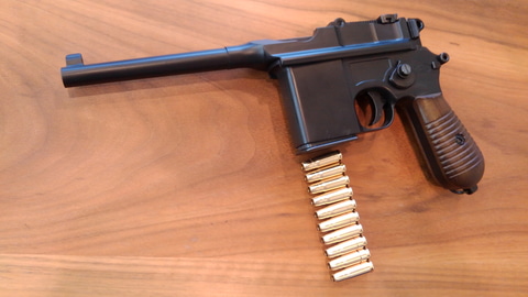 マルシン工業、モデルガン「モーゼルM712」を再版 - HOBBY Watch