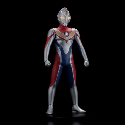 7万円を超えるウルトラマンダイナのフィギュアが海洋堂より登場