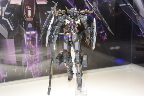 特別企画】【魂ネイション撮り下ろし】漆黒の悪役キャラクター