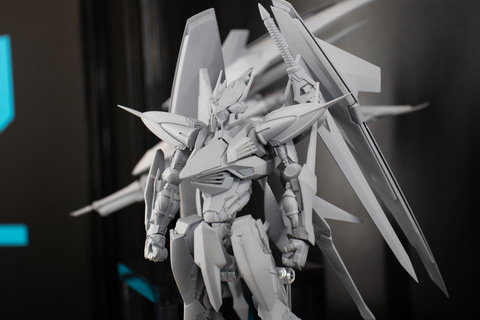 クロスアンジュ」より主人公機「ヴィルキス」がMODEROIDでプラモデル化