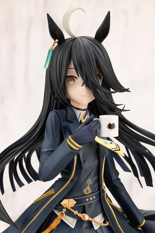 ウマ娘 プリティーダービー」のマンハッタンカフェを1/7スケールで再現