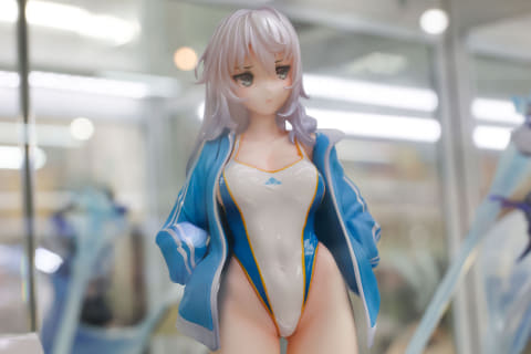 特別企画】一緒にプールで泳ぎたい！「恋恋 -櫻- ツンデレマネージャー