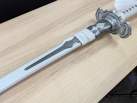 特別企画】2Bの剣を手にできる、「NieR:Automata 白の契約(SMT-A1)」で