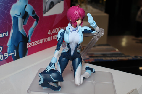 特別企画】ガンダムベースのアイドルが勢揃い!? オリジナルカラーの