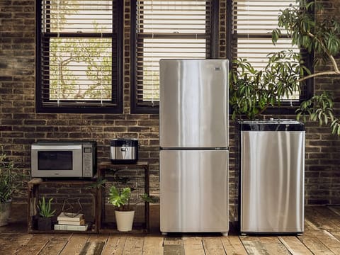 ハイアール、ステンレス調の冷蔵庫やレンジ、洗濯機などスタイリッシュ