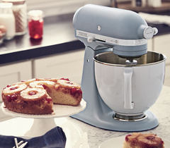 キッチンエイド、お菓子作りに最適なパワフルスタンドミキサーの100