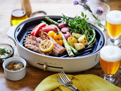 BRUNO crassy+オーバルホットプレート専用グリルプレート、食材の余分