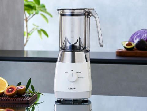 タイガー、45%静かになったミキサー。アボカドの種も砕く - 家電 Watch