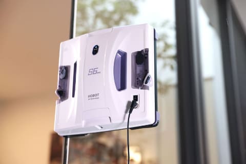 自動窓拭きロボット モップ往復でよりキレイに - 家電 Watch