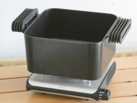 10秒ですぐ高温、abien超小型グリルはひとりごはん充実! 鍋も楽しい