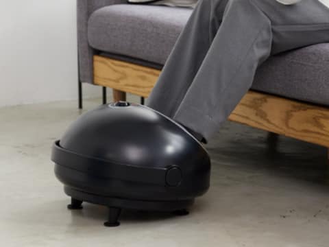 アテックス、足裏や足先を温めてほぐすマーサージャー - 家電 Watch