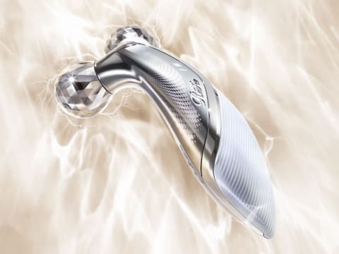 ReFa美容ローラーにEMS 肌の深層から鍛えられる - 家電 Watch