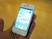国内初お披露目の「iPhone 4S」、iOS 5の新機能など紹介 - ケータイ Watch