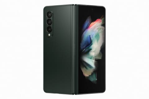 Galaxy Z Fold3 5G」、Sペン対応の両開き折りたたみ型 - ケータイ Watch