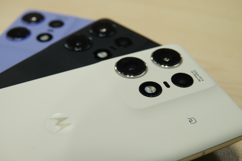 ソフトバンクから「motorola edge 50s pro」発売、モトローラの「神