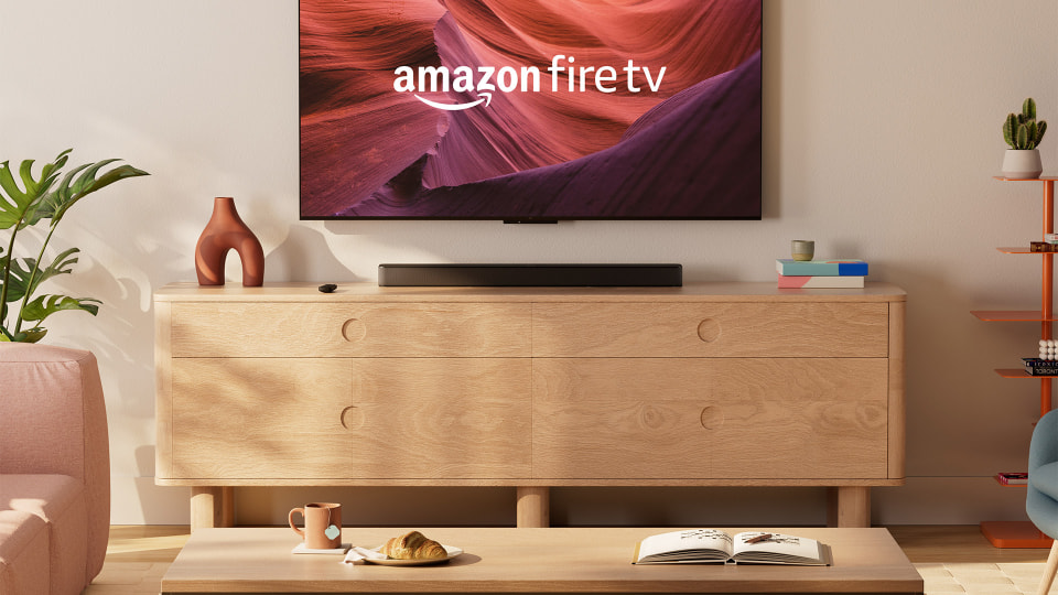 アマゾン、サウンドバー「Fire TV Soundbar Plus」を12月16日発売