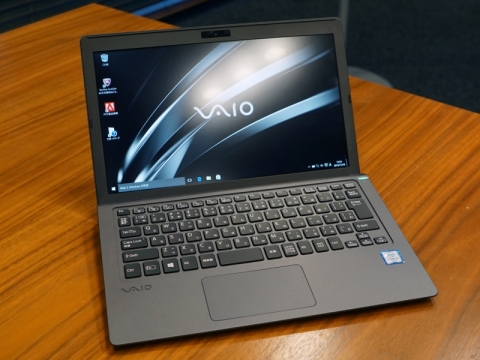 VAIO、重量約920gからのLTE対応11.6型ノート「VAIO S11」 - PC Watch
