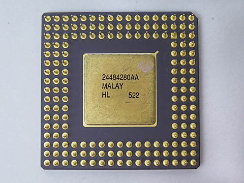 やじうまPC Watch】【懐パーツ】純正ではi486最速、「IntelDX4」 - PC