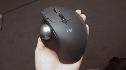 ロジクールの新トラックボール「MX ERGO」はマウスよりも20%筋力の負担
