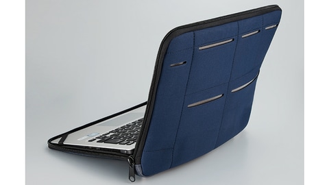 装着したまま作業可能な13.3～14型ノートパソコン向けカバー - PC Watch