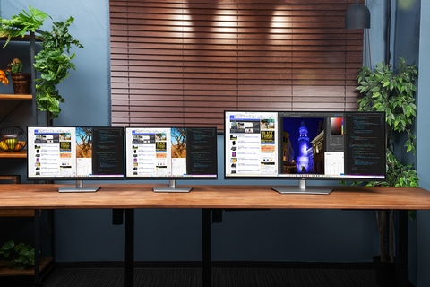 モニターはデュアルからウルトラワイドの時代へ。同梱ソフトも使えば