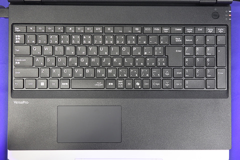 biz】NEC PC、“攻めのビジネス向けPC”に15.6型ノート「VersaPro」2機種