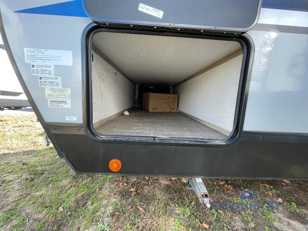 Used 2022 Forest River RV Cherokee Alpha Wolf 26DBH-L Travel