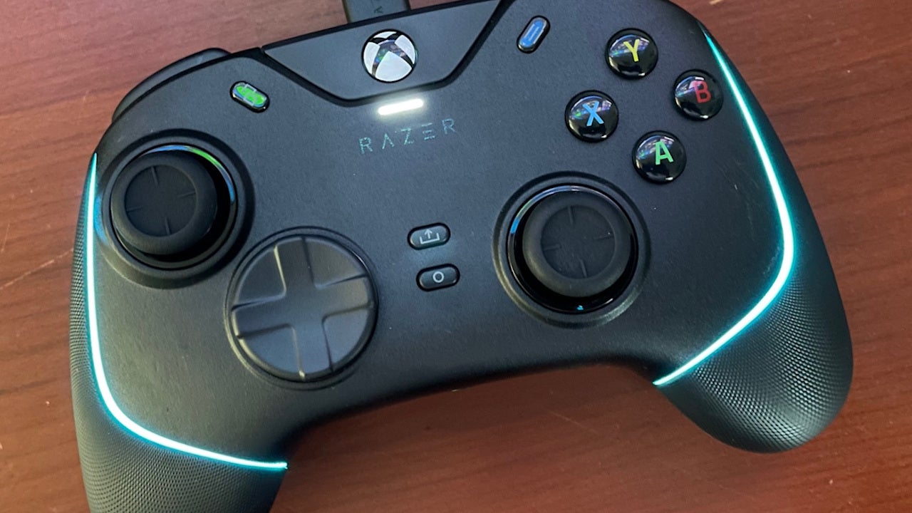 Razer Wolverine V2 Chroma Review - IGN