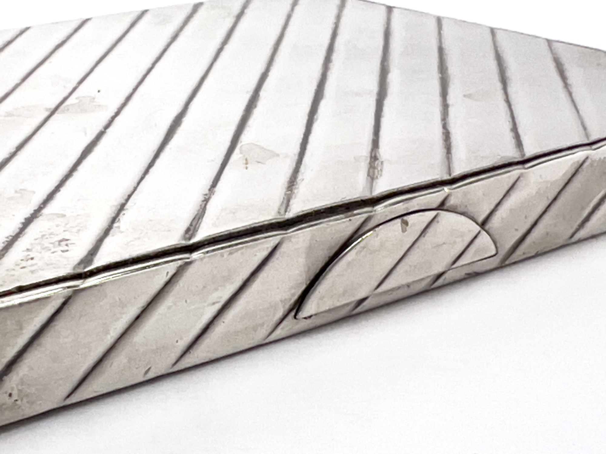 Cartier - Cigarette Case - Capsule Auctions