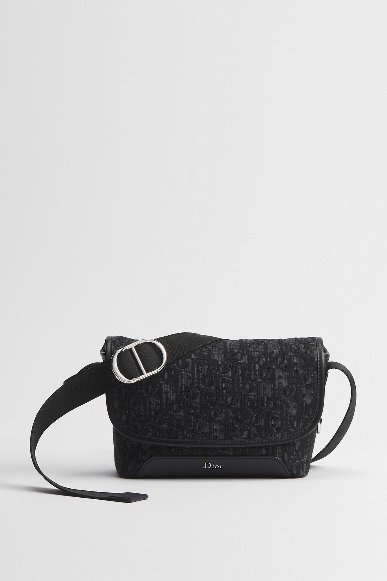 DIOR | クロスボディ& ショルダーバッグ|メンズバッグ｜ディオール公式