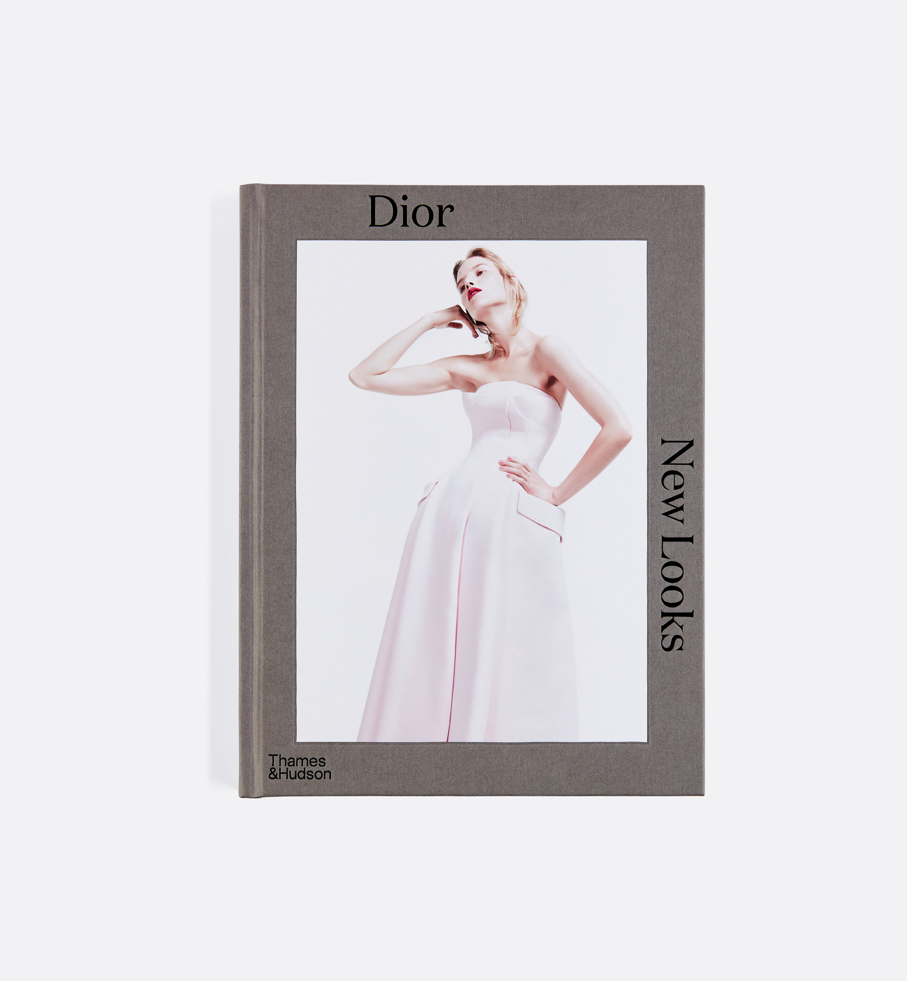 Book: Dior New Looks English Version | DIOR