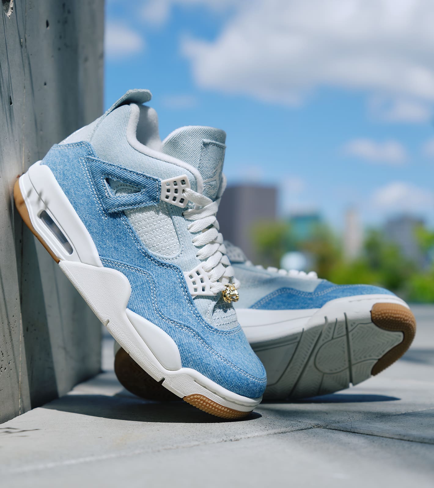 JORDAN BRAND WMNS AIR JORDAN 4 RETRO TEX | atmos（アトモス） 公式