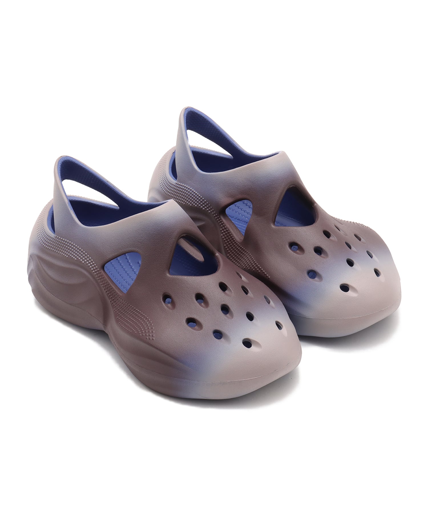 crocs Dingyun Zhang x Crocs Diffuser Sapphire（クロックス ディ