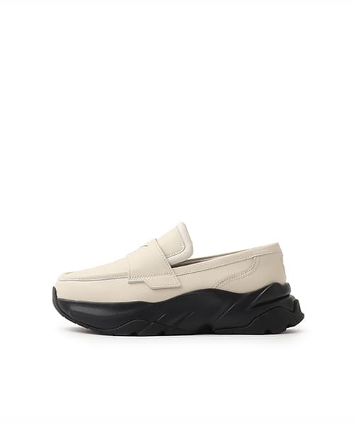 PUMA LOAFYR WNS PUMA BLACK（プーマ ローファー ウィメンズ-ブラック