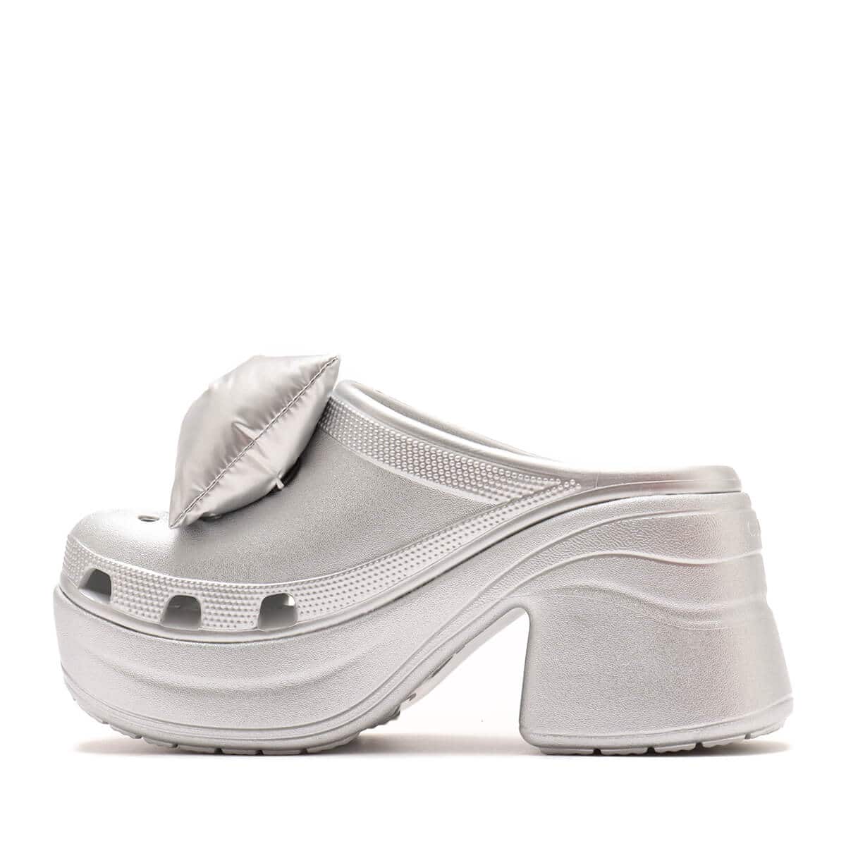crocs Siren Metallic Bow Clog Silver Metallic （クロックス