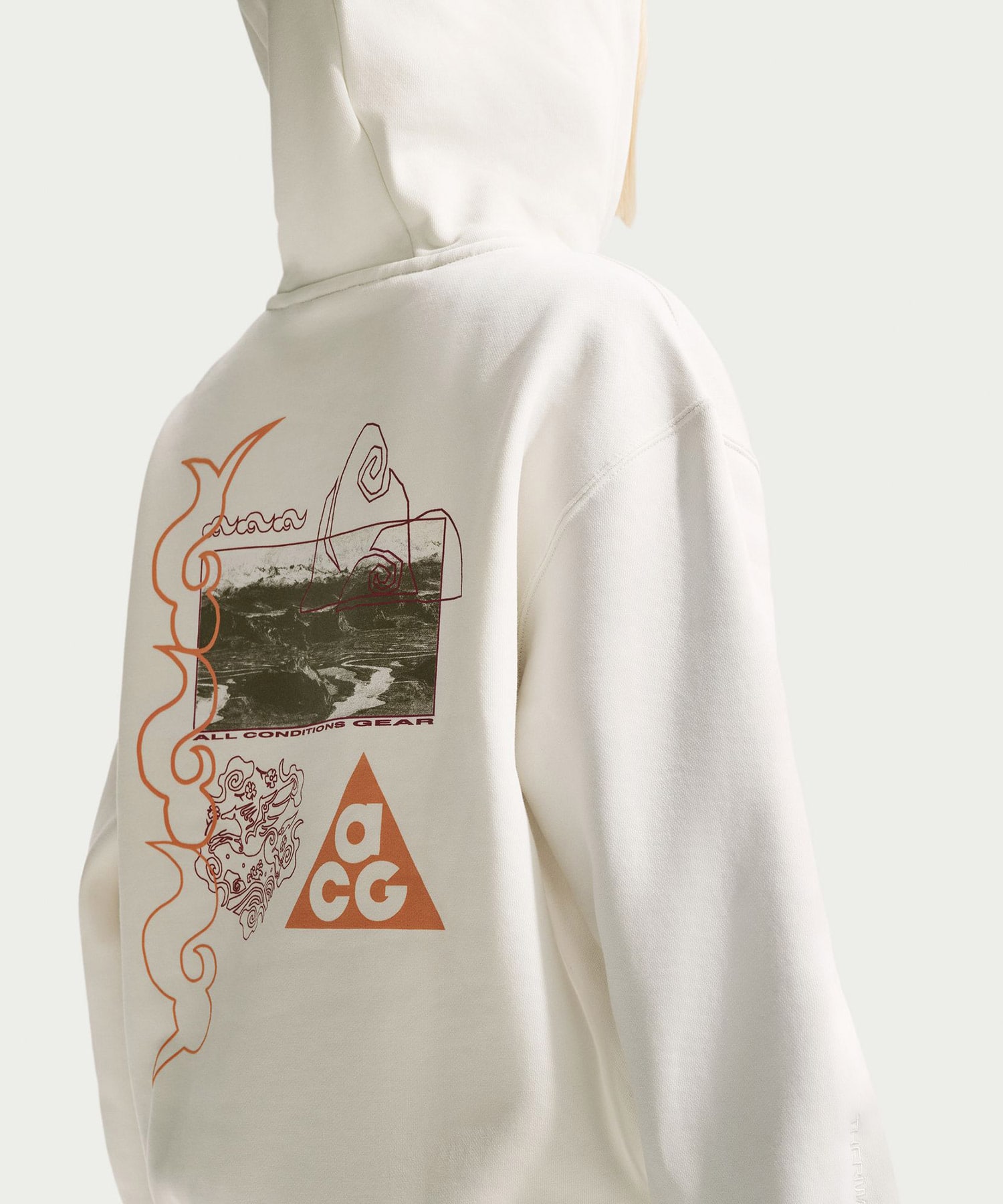 NIKE AS U ACG TUFF CNY FLC HD PO IVORY（ナイキ ACG TUFF CNY